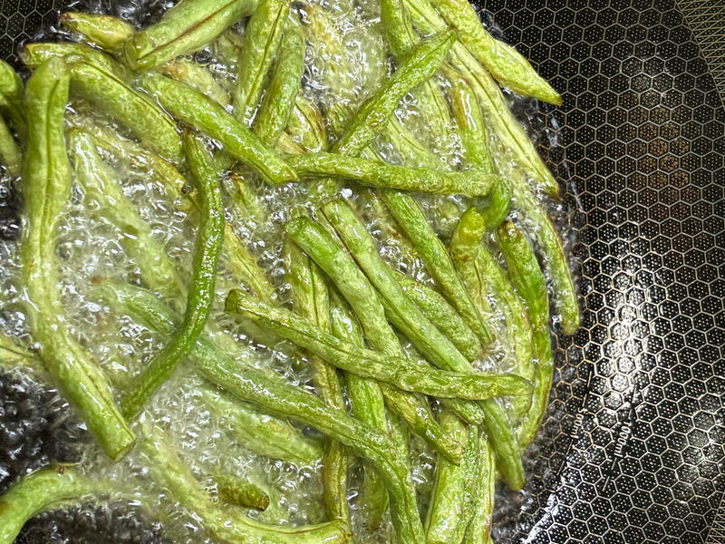 2c65c096c0274e2da3d002e8957a530c_1921w_2560h